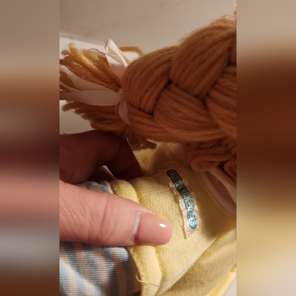 1980's Cabbage Patch Doll by Coleco - Picture 5 of 6